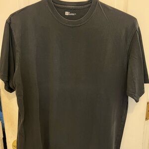 Men’s Gap Classic teeshirt  size M